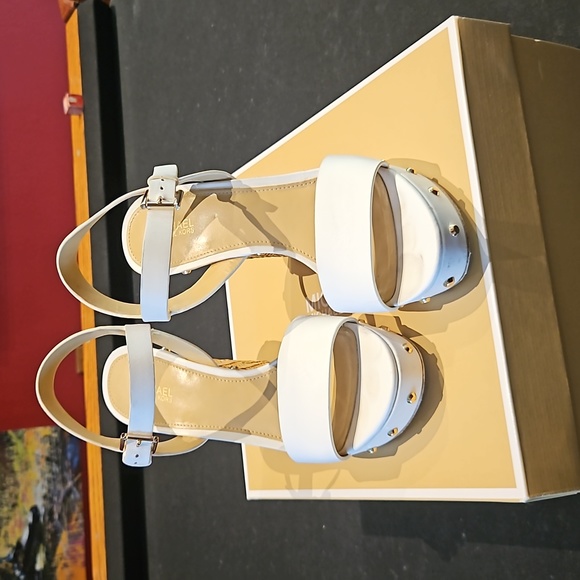 Michael Kors Ellen leather - Picture 6 of 10